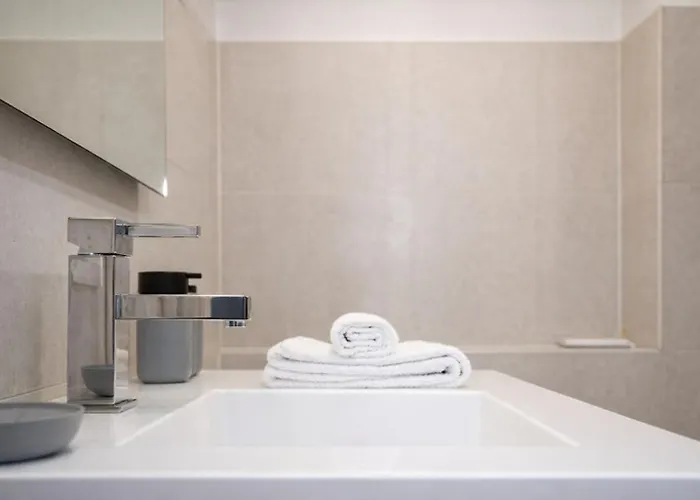 Apartment Luxury In Steps From Metro A Cornelia *