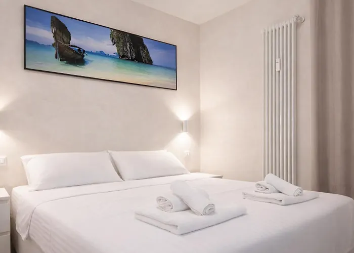 Luxury In Steps From Metro A Cornelia Rom