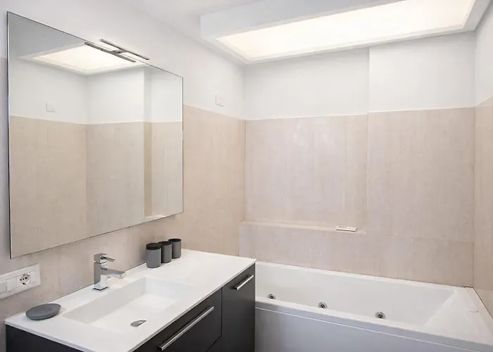 Apartment Luxury In Steps From Metro A Cornelia *